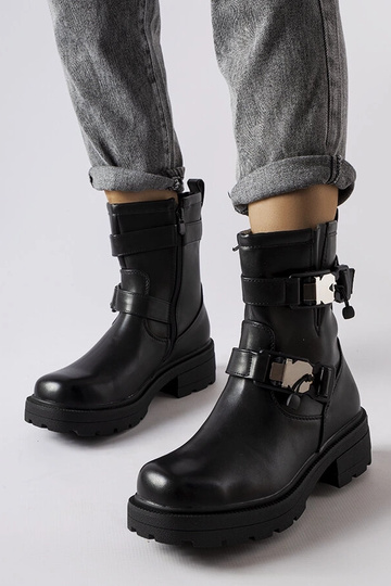 Juodi stori Enrico batai