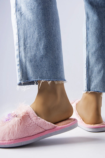 Rožinės šiltos šlepetės su gėlėmis Moly 2