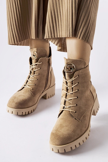 Smėlio spalvos izoliuoti...