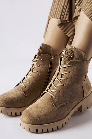 Smėlio spalvos izoliuoti... 2