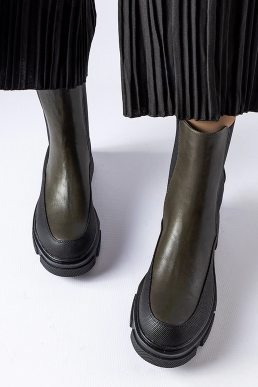 „Faisal“ žalios ir juodos spalvos...