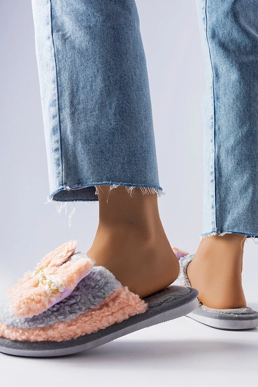 Pilkos ir rožinės spalvos šlepetės su...