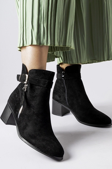 Juodi kulkšnies batai su...