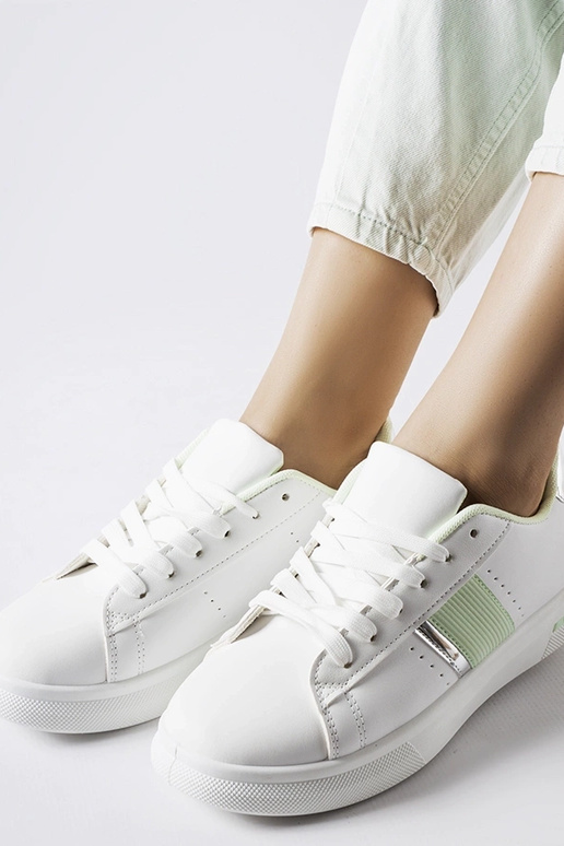 Balti sportiniai bateliai su...