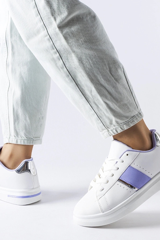 Marei balti sportiniai bateliai su...