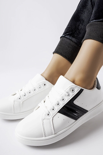 Balti sportbačiai su... 2