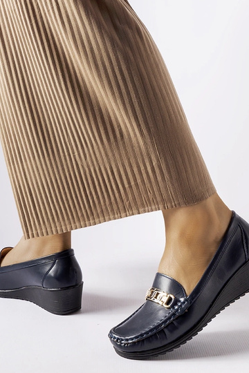 Tamsiai mėlynos spalvos... 2