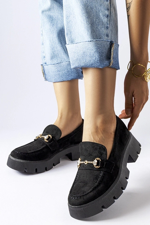 Juodi loaferiai su sagtimi ir... Juodi loaferiai su sagtimi ir...