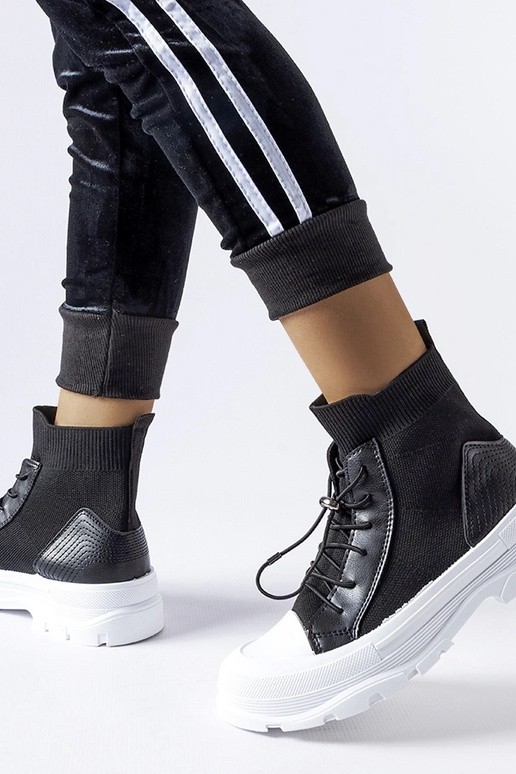 Fredo juodi sportbačiai aukštomis...