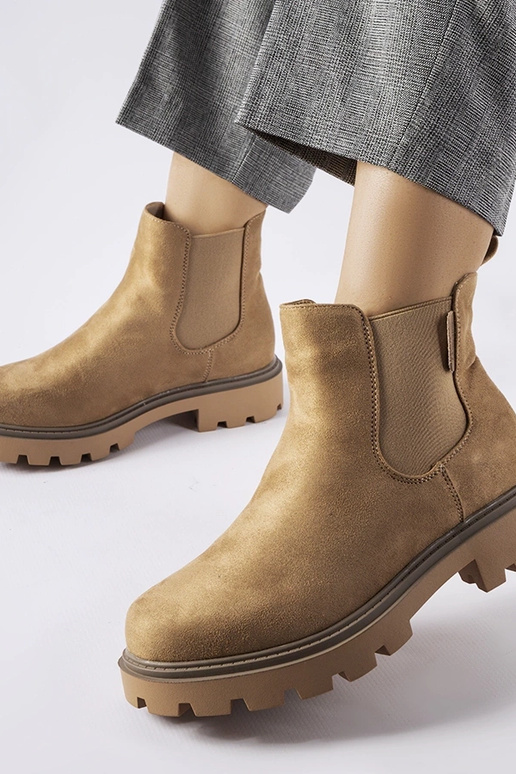 Juodi vaikiški bateliai, „Big Star...