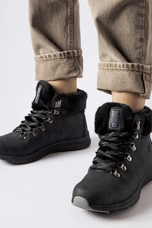 Juodi izoliuoti Big Star batai MM274488