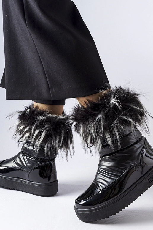 Juodi izoliuoti sniego batai MM274379 Juodi izoliuoti sniego batai MM274379