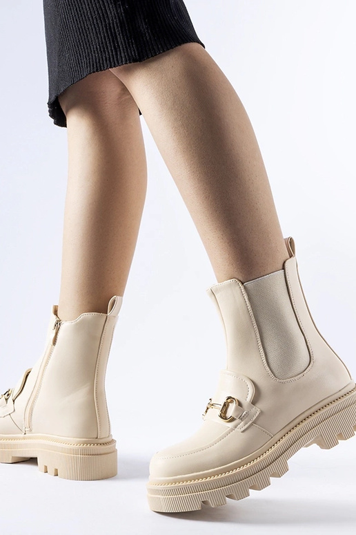 Smėlio spalvos kulkšnies batai su... Smėlio spalvos kulkšnies batai su...