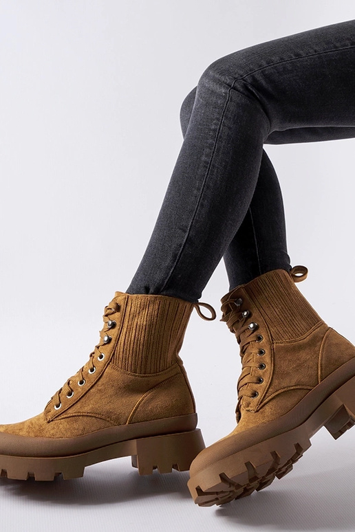 Rudi ekologiški zomšiniai batai Orson