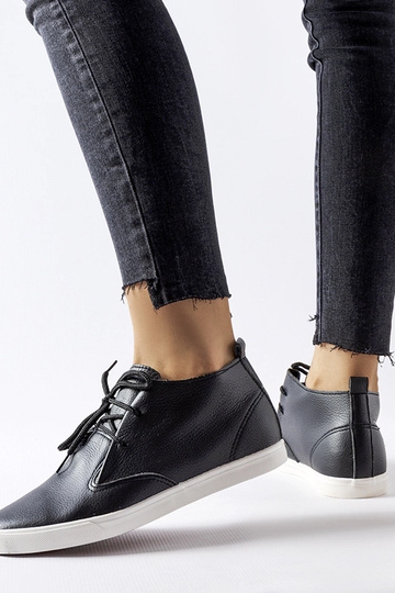 Juodi Cavarzere batai