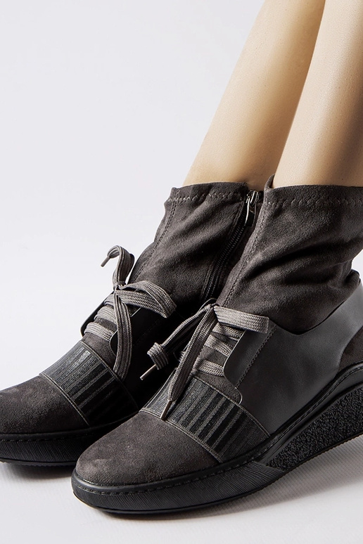 Pilki Spoleto kojiniai batai... Pilki Spoleto kojiniai batai...