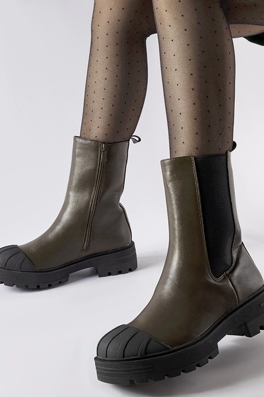 Porcigatone tamsiai žalios spalvos...