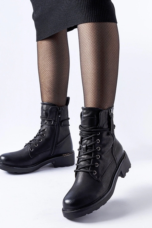 Juodi auliniai batai su dekoratyviniu...