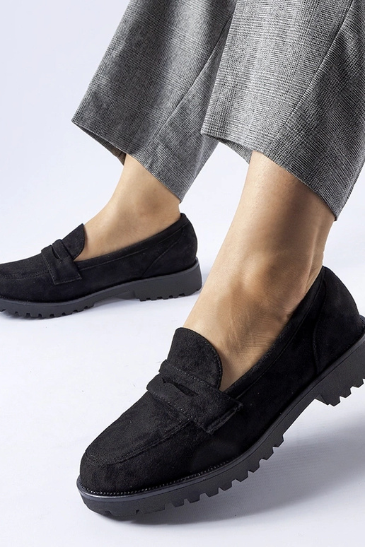 Juodi klasikiniai batukai iš...