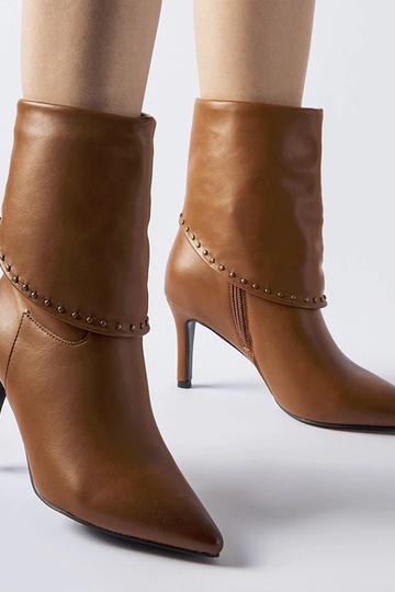 Rudos spalvos izoliuoti... 2