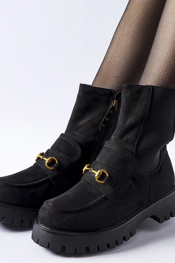 Juodi izoliuoti kulkšnies... 2