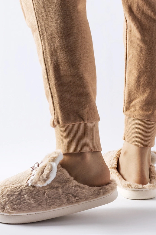 Smėlio spalvos izoliuotos moteriškos...