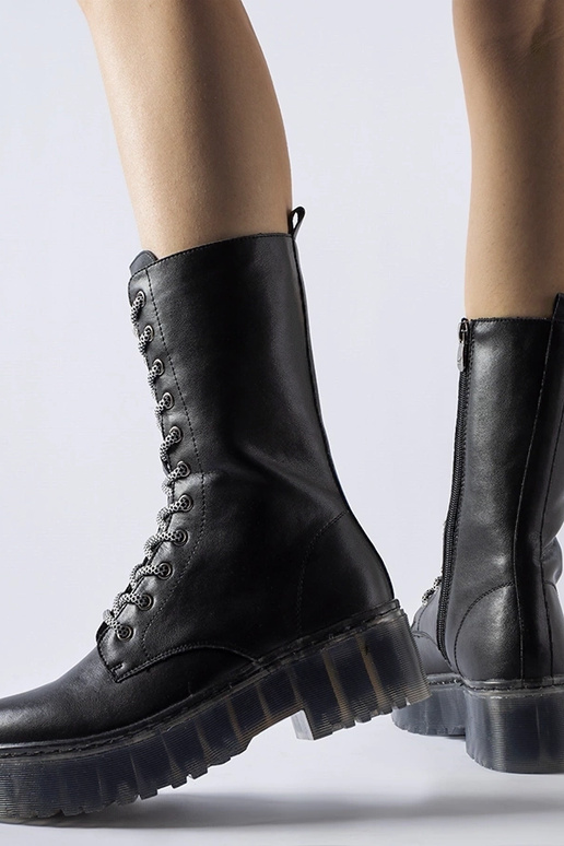 Juodi šilti natūralios odos...