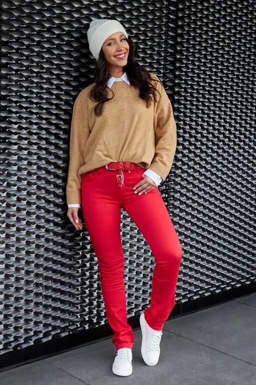 Camilla White odiniai suvarstomi...