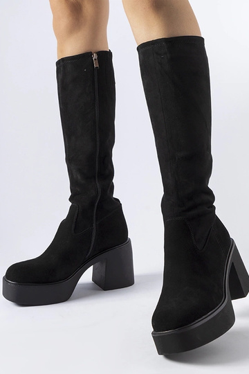 Juodi izoliuoti batai su... 2