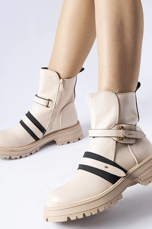 Smėlio spalvos izoliuoti batai Laderoute