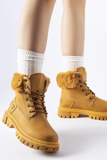 Rudi batai su dekoratyviniu...