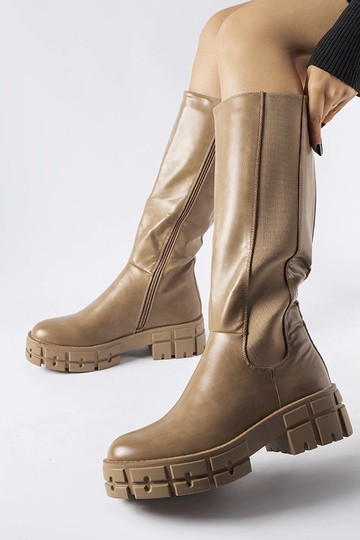 Rudos spalvos izoliuoti... 2