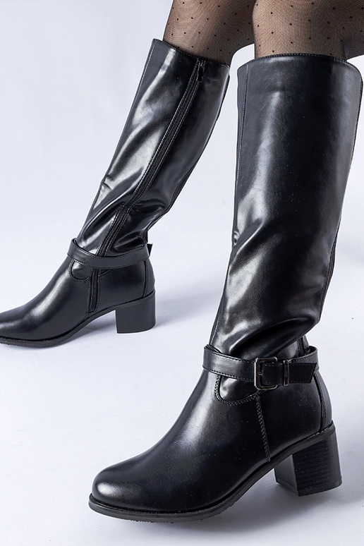 Juodi aulinukai su dekoratyvine...