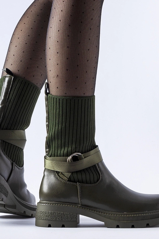 Tamsiai žali kojinės šiltos botkinės...