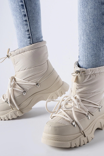 Smėlio spalvos izoliuoti...