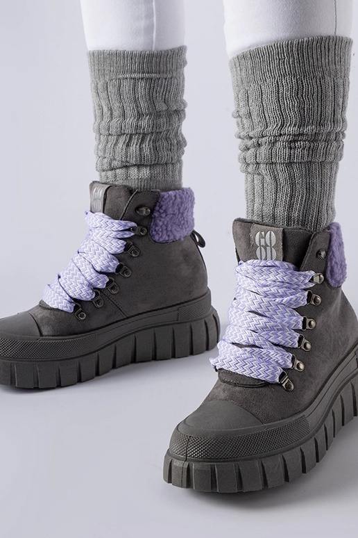 Pilki auliniai batai su violetiniais... Pilki auliniai batai su violetiniais...