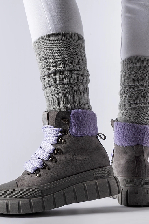 Pilki auliniai batai su violetiniais... Pilki auliniai batai su violetiniais...