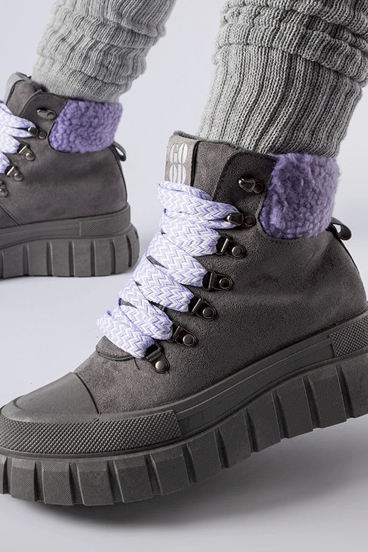 Pilki auliniai batai su violetiniais... Pilki auliniai batai su violetiniais...