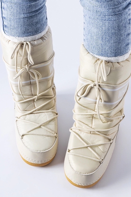 Smėlio spalvos lengvi izoliuoti...