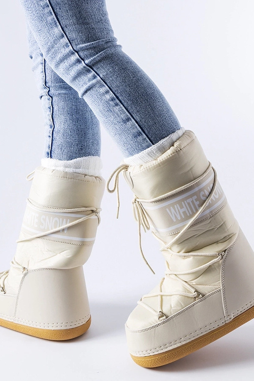 Smėlio spalvos lengvi izoliuoti...