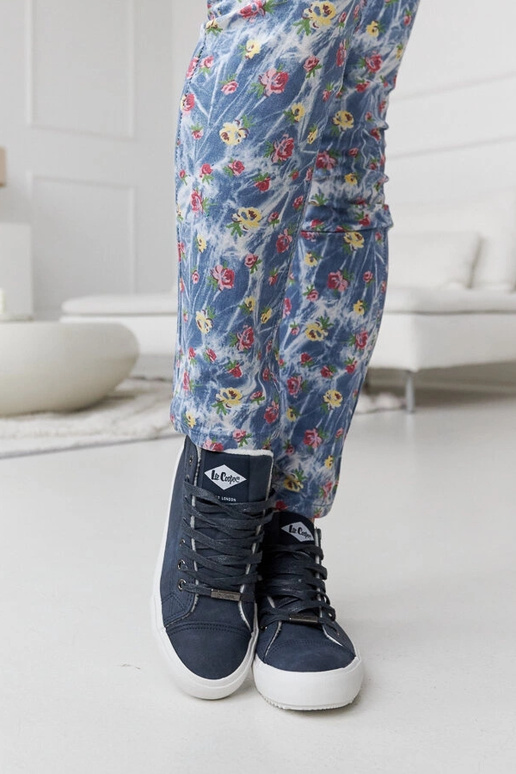 Tamsiai mėlyni sportbačiai Lee Cooper... Tamsiai mėlyni sportbačiai Lee Cooper...