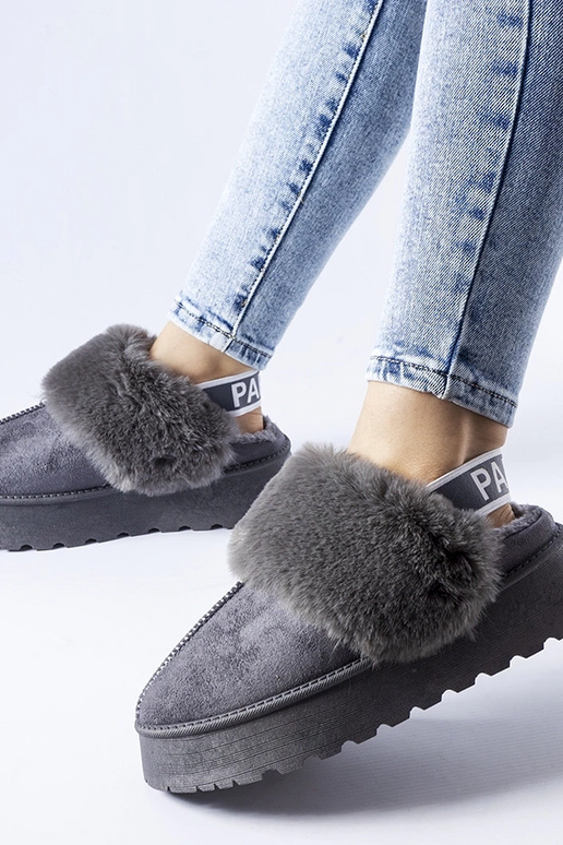 Pilkos izoliuotos šlepetės su tampriu...