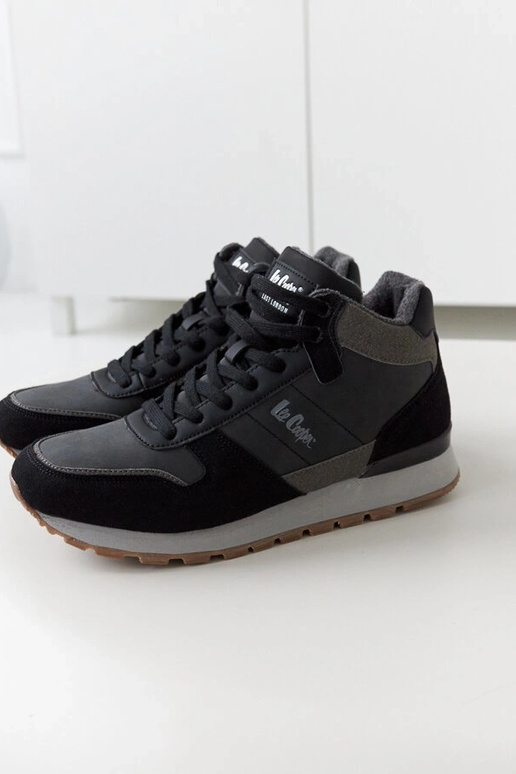 Juodi sportiniai bateliai Lee Cooper...