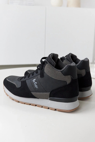 Juodi sportiniai bateliai... 2