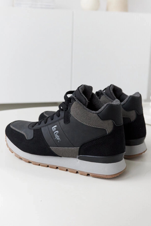 Juodi sportiniai bateliai Lee Cooper...