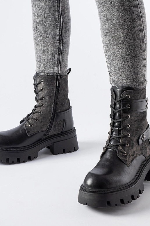 Juodi šilti trapery su protektoriumi...