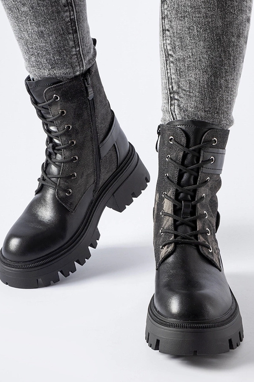 Juodi šilti trapery su protektoriumi...