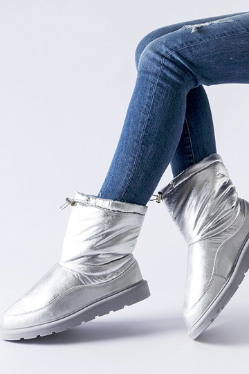 Sidabriniai izoliuoti balti... 2