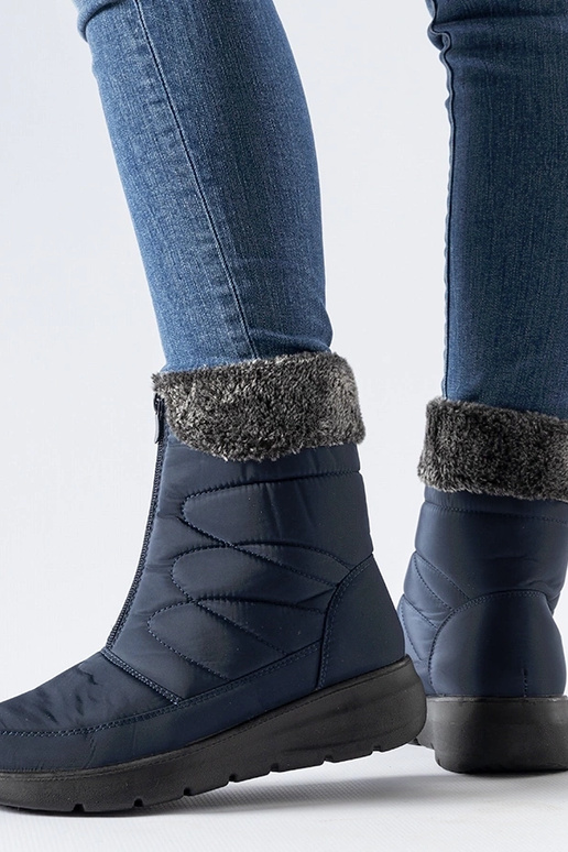 Brownton tamsiai mėlyni sniego batai... Brownton tamsiai mėlyni sniego batai...