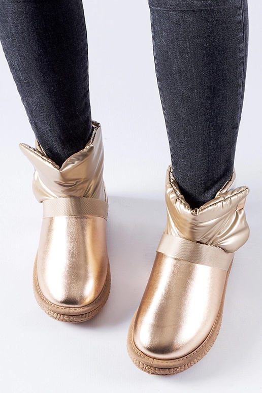 Delaune rudi blizgūs trumpi sniego batai